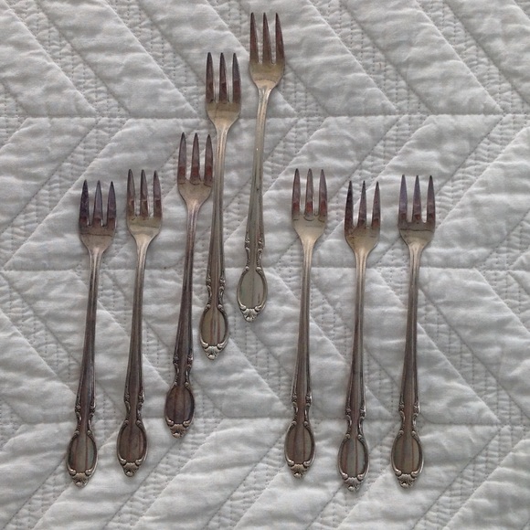 Wm Rogers Dining Wm Rogers Seaford Forks Qty 8 Marked Is Poshmark